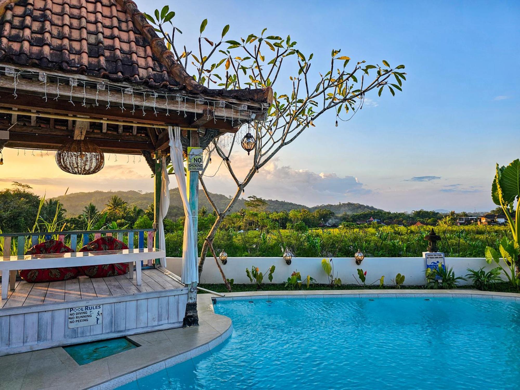 Janur Bungalow Магеланг Экстерьер фото